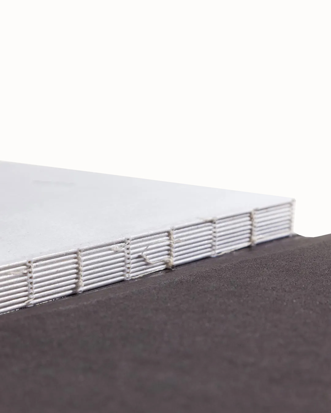 Agenda-in-brossura-svizzera-Konobooks-2 Agenda-in-brossura-svizzera-Konobooks-2
